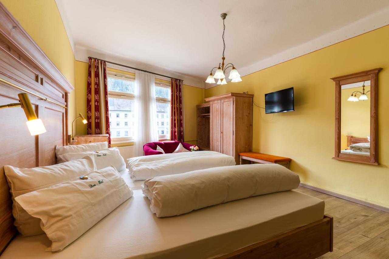 Dom-Hotel سانت بلاسين المظهر الخارجي الصورة